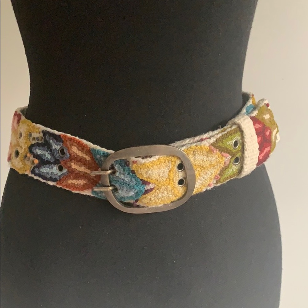Pistil belt